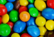 Le nom des chocolats M&M’s représente les initiales de ses deux inventeurs Forrest Mars et Bruce Murrie